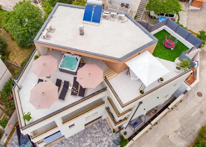 Three-bedroom Penthouse